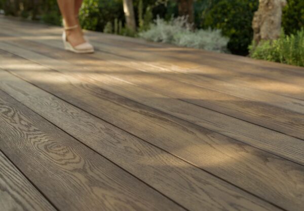 Tarima Millboard Enhanced Grain