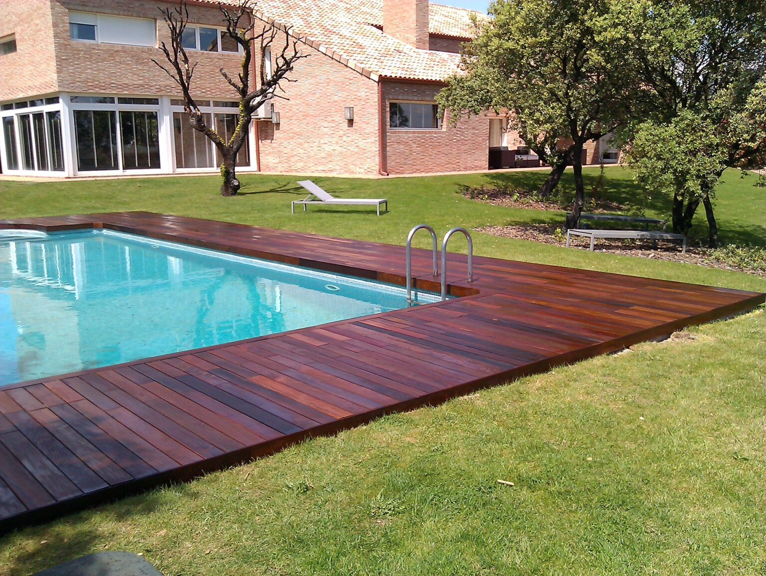 Tarimas y madera Tarimadeck