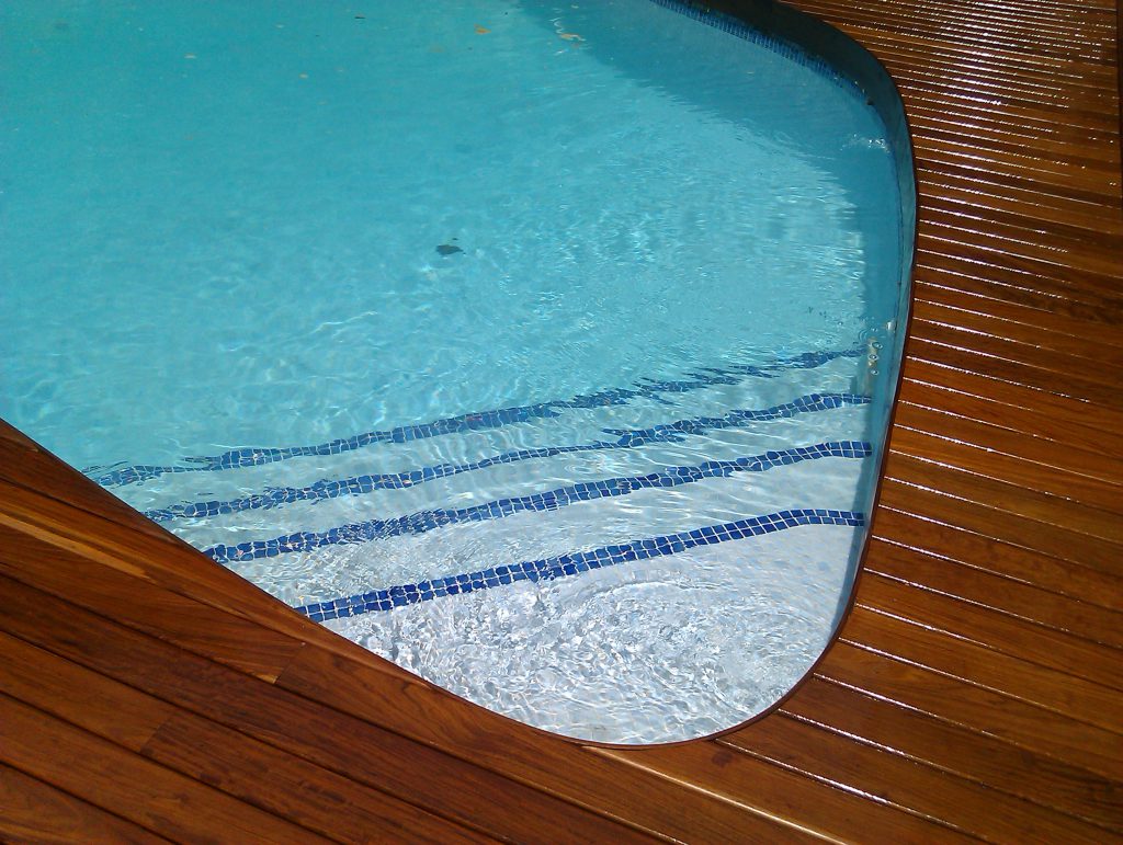 madera de exterior grapa oculta